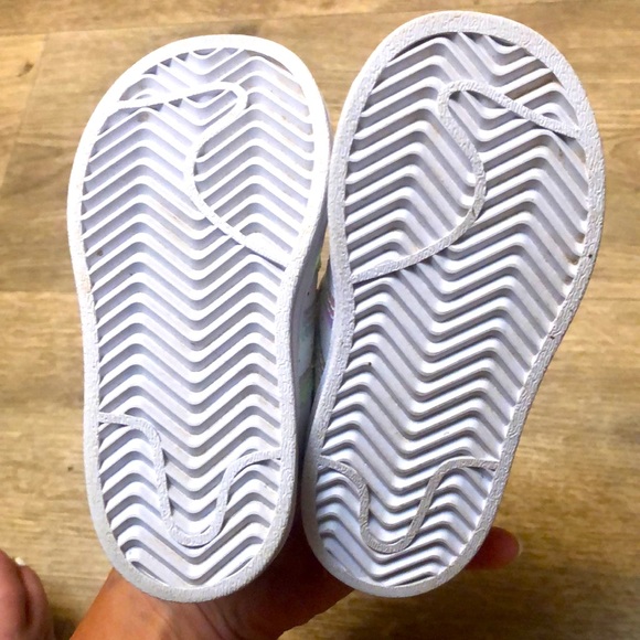 Toddler adidas ‘STAN SMITH’ VS SUPERSTAR shoes - Picture 6 of 10